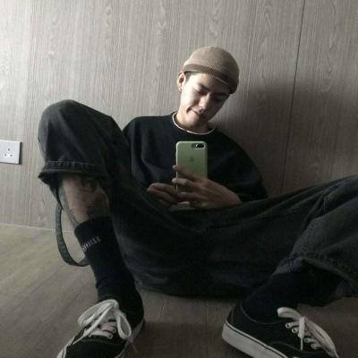 诗意网名男生简单气质