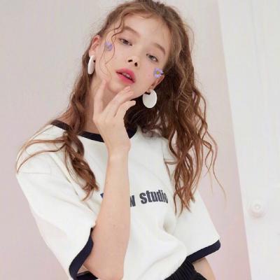 大气有格局的女生