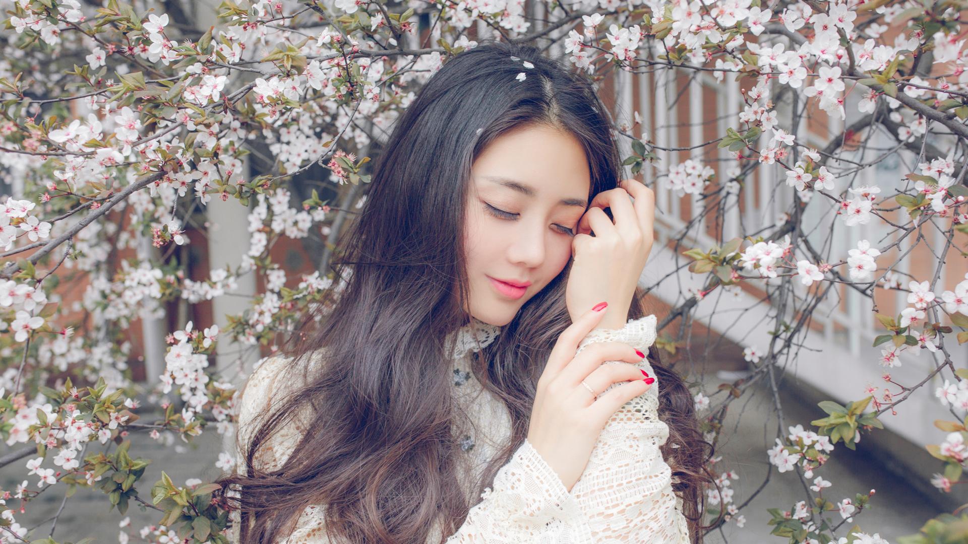高端大气的网名女生--倚枪笑红尘